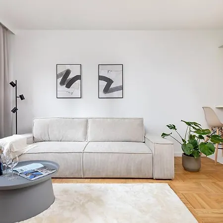 Wielicka Spacious Near Metro Wwa40 * 华沙